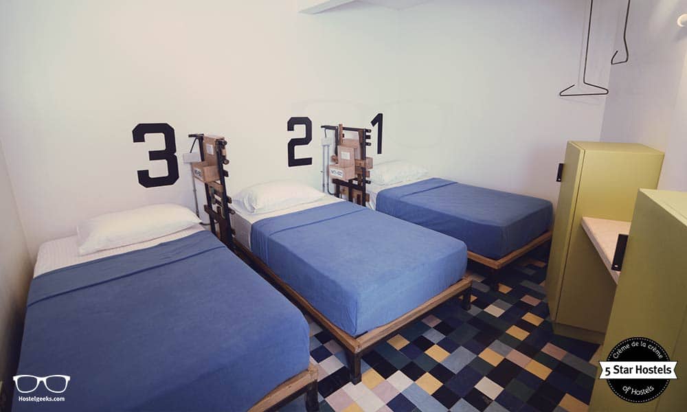 This is the 3-Bed private room at Makati Junction Hostel