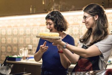 Foodie Experience Barcelona - Cooking Class with Locals!