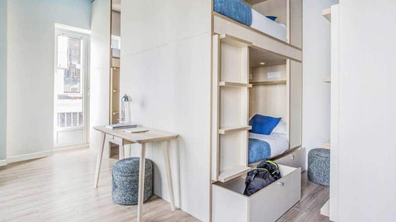Stay in cool dorms with the TOP hostels in Madrid