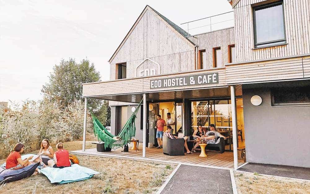 14 Best Hostels in France - A Round-Trip with Vineyards, Coastal Town (+ Map for planning)