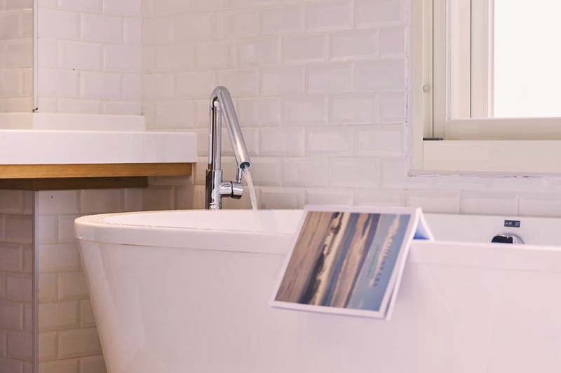 You will surely love the bathtubs at Meander Taipei Hostel