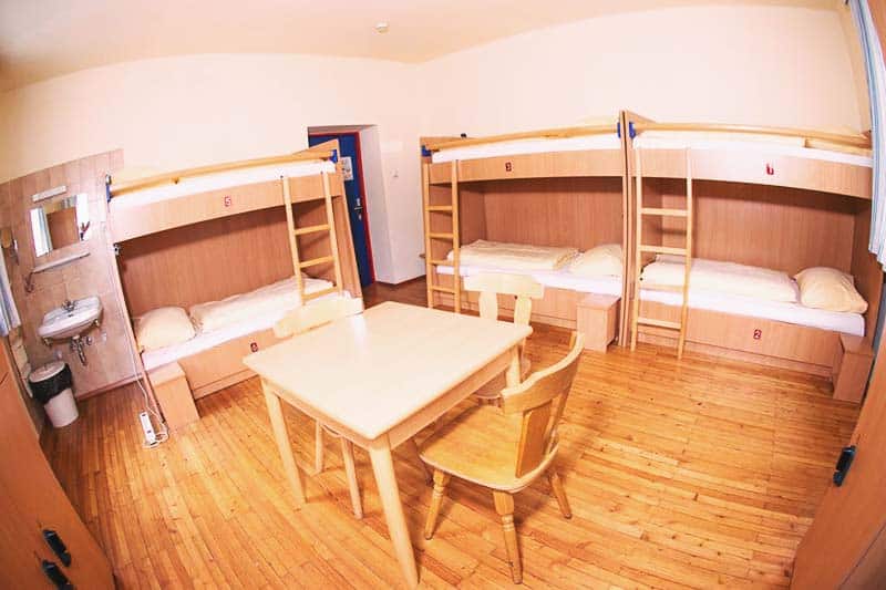 Yoho International Youth Hostel offers very spacious rooms