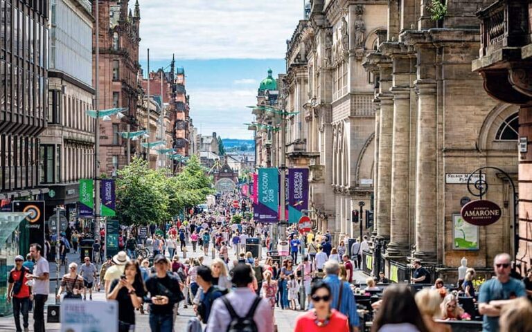 3 Best Hostels in Glasgow, Scotland