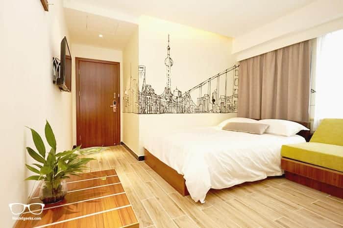 Meego Qingwen Hotel is one of the best hostels in Shanghai, China
