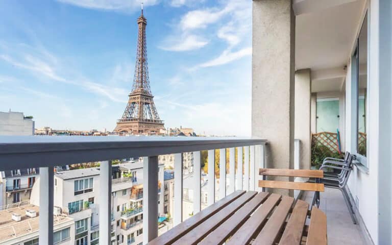 14 Best Airbnbs in Paris, France