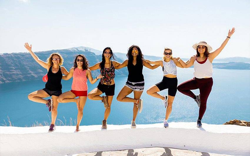 7 Best Yoga Retreats in Santorini - From Yoga To Pilates