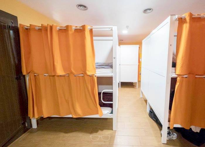Dorms with Privacy Curtains at Kabul Party Hostel in Barcelona Downtown