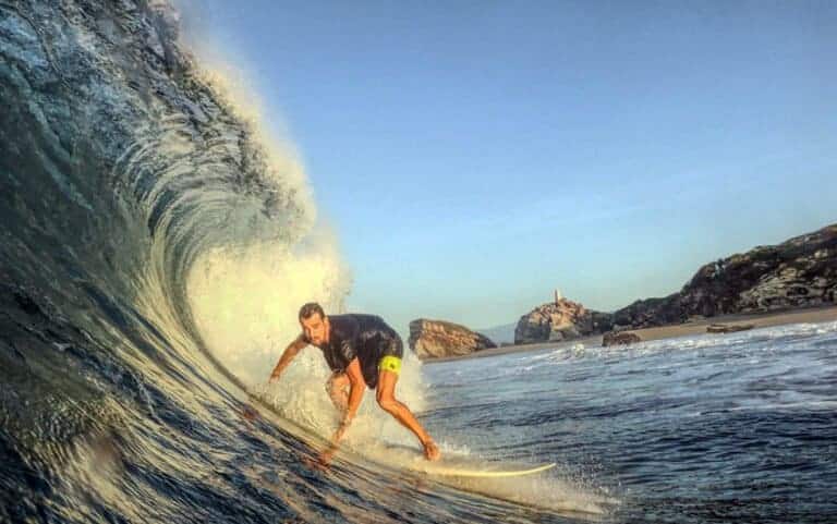 12 COOLEST Surf Hostels in Mexico - For Surfers of All Levels