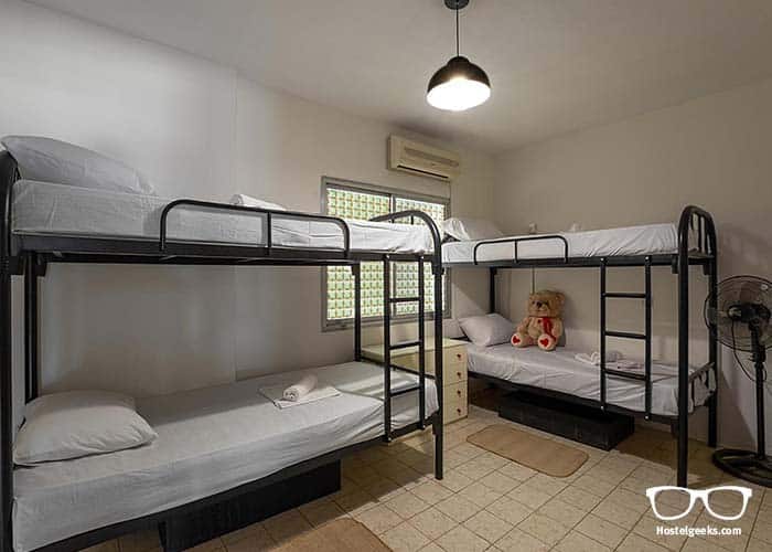 White Hostel Dorm