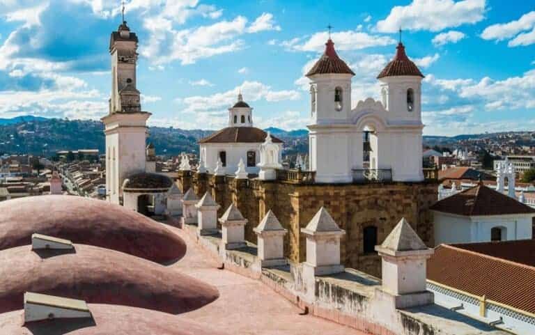 3 Best Hostels in Sucre – Visit Colonial Charm and Stunning Architecture of The White City