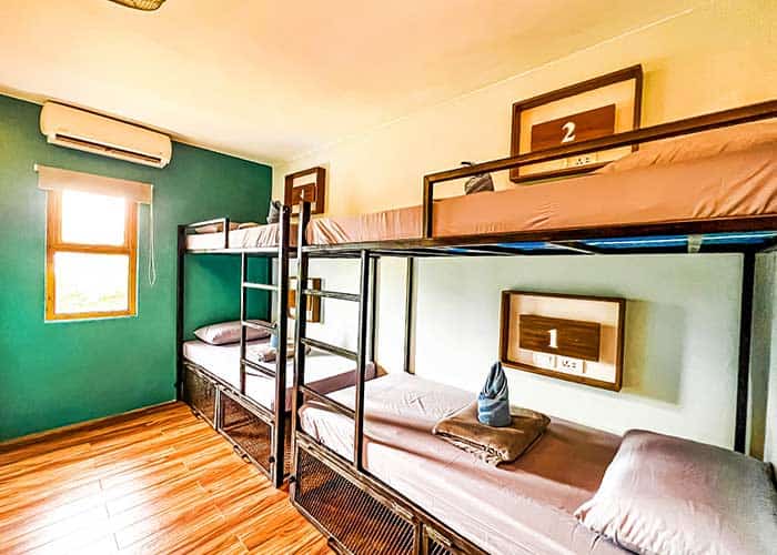 Outpost Hostel - Coron Dorm