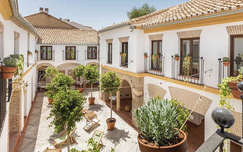 3 Best Hostels In Cordoba, Spain