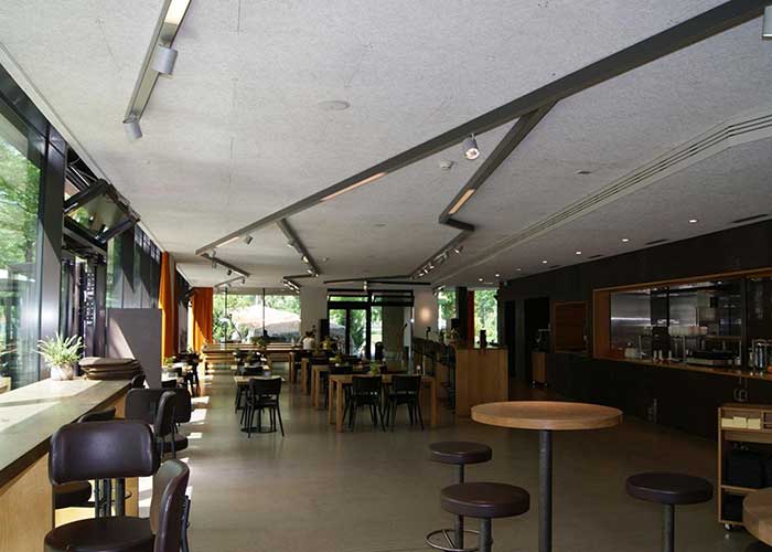 Interlaken Youth Hostel Lounge