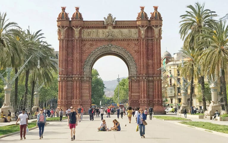The Ultimate Backpacker’s Guide to Barcelona on a Budget
